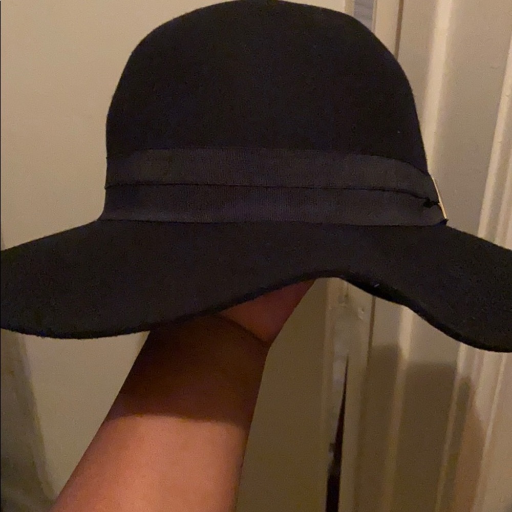 Nine West Hat - Picture 2 of 3